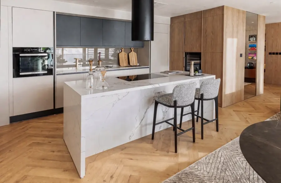 Résidence de trois chambres, vue mer dégagée, photo 10