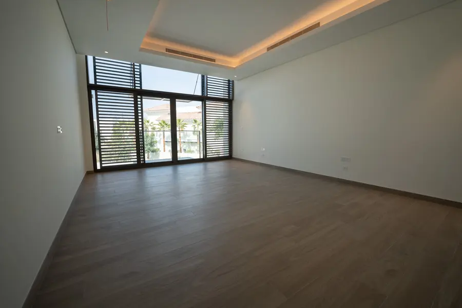 Villa d'angolo con sei camere da letto e vista sulla laguna, foto 11