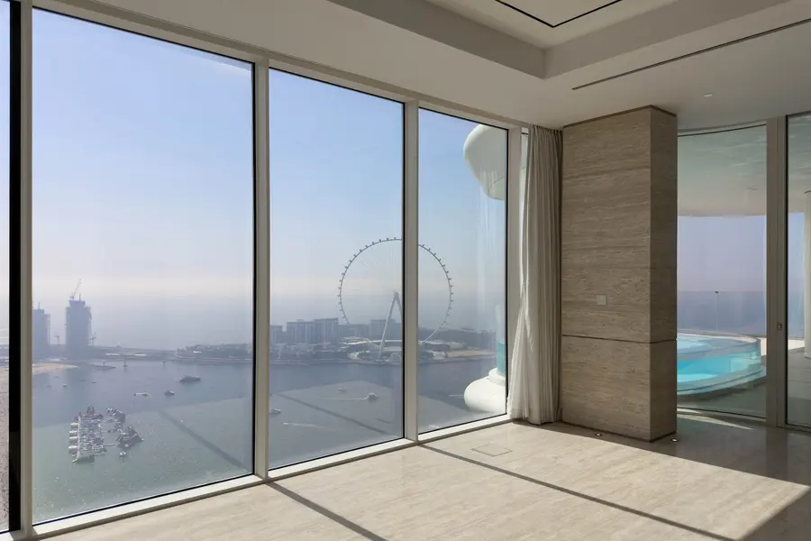 Ático de planta completa con dos piscinas de inmersión, Five Luxe Sensoria