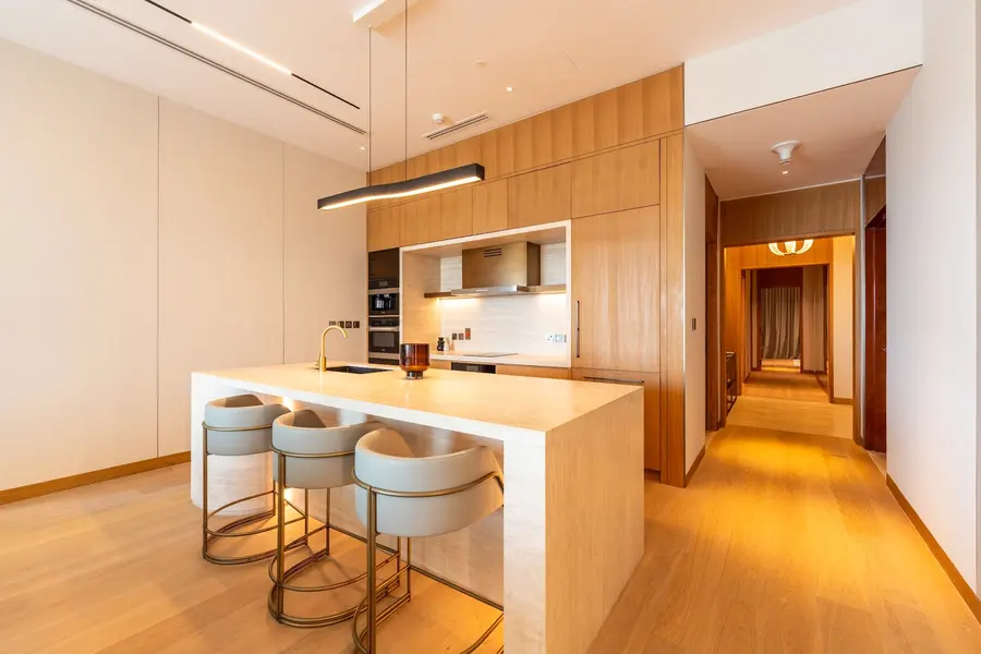 Residencia de tres dormitorios con vistas al canal y a la ciudad, foto 8