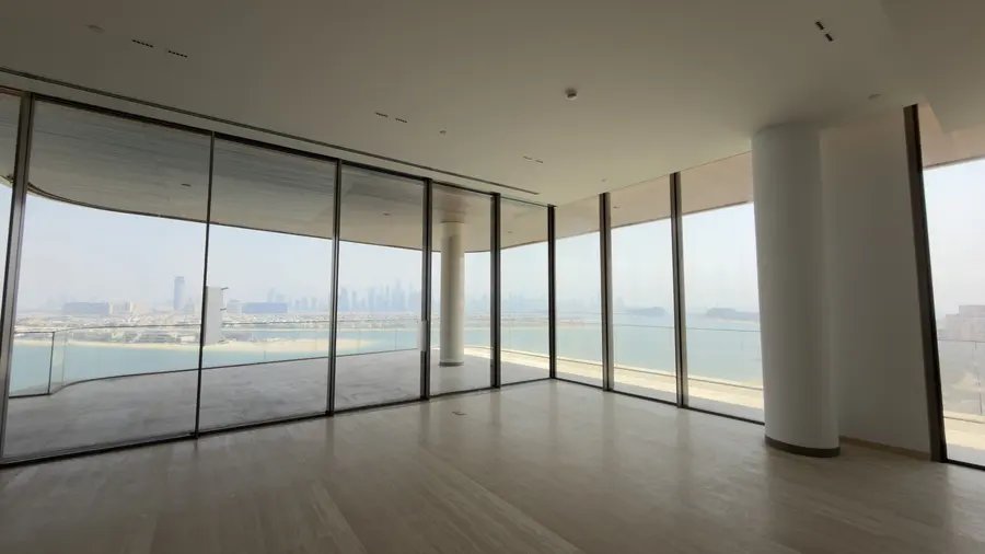 Penthouse über die gesamte Etage mit fünf Meter hohen Decken, Serenia Living